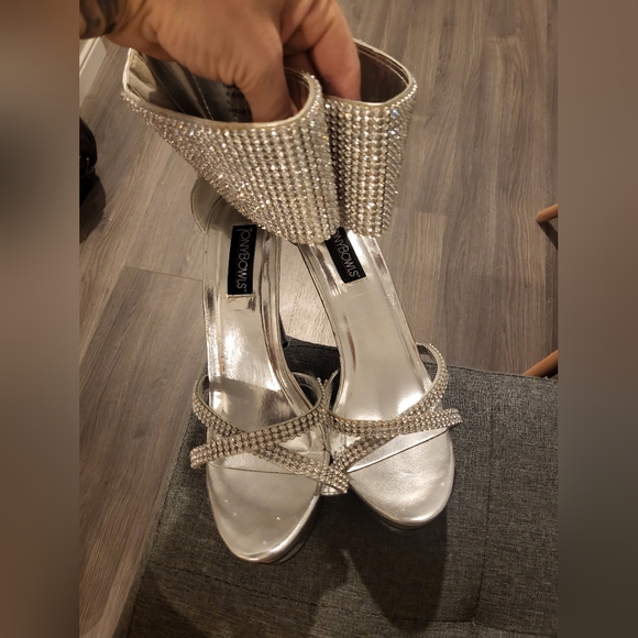 Rhinestones shoes - Picture 2 of 5